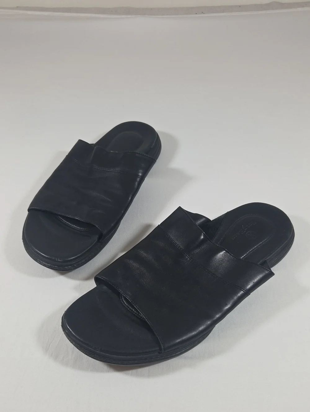Cole Haan Classic Black Leather Slide Sandals Men 11.5 Summer Beach Casual